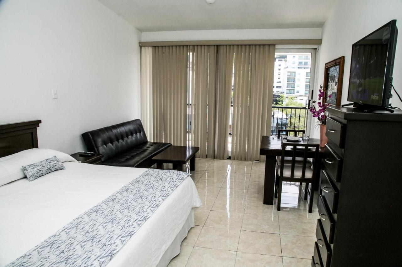 מונטריי Booking Dioh מראה חיצוני תמונה